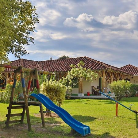 Hotel La Coqueta Монтенегро Екстериор снимка